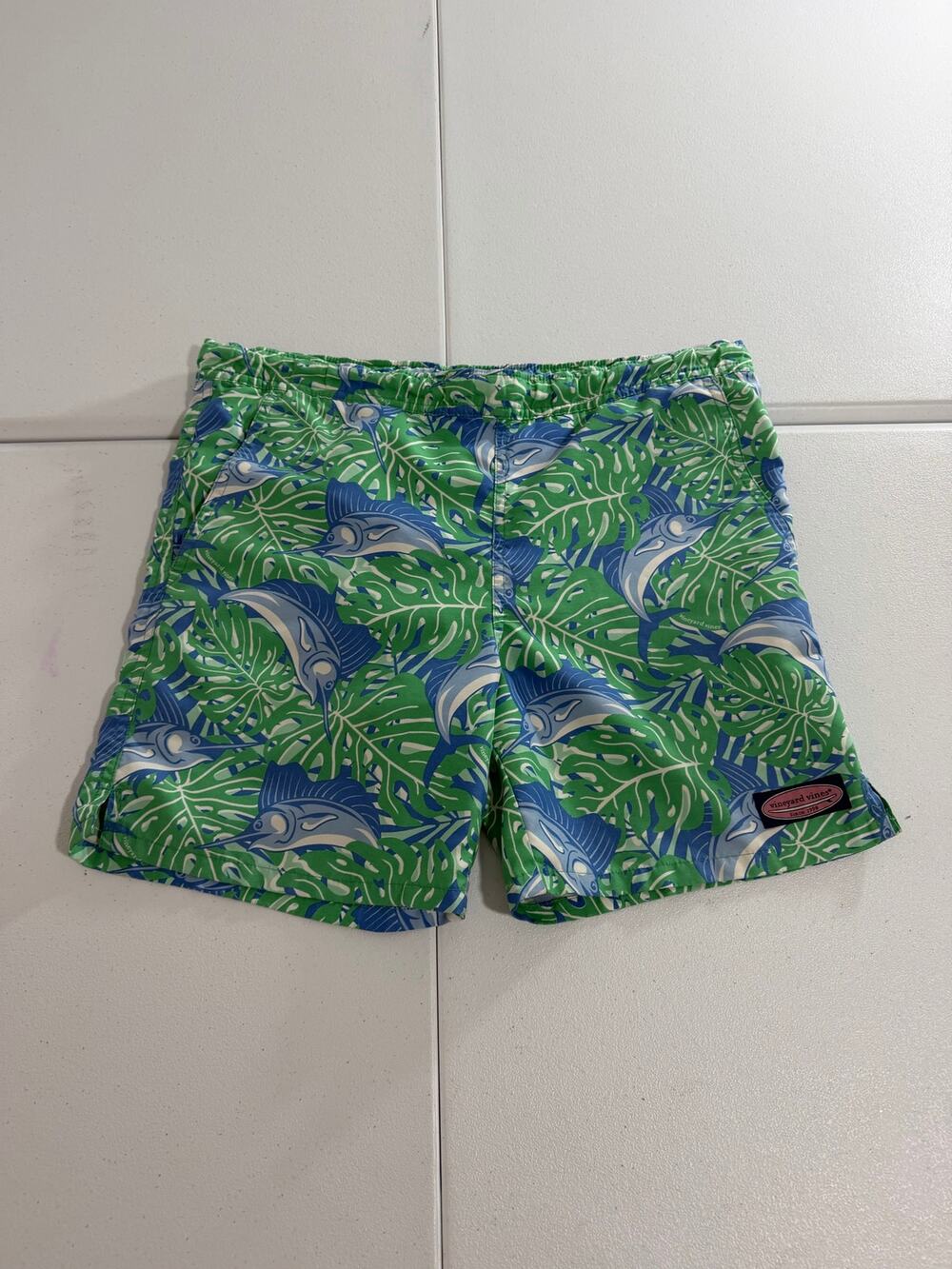 Vineyard Vines Swim Trunks Mens Small Green Blue Marlin Sailfish Monstera Leaf